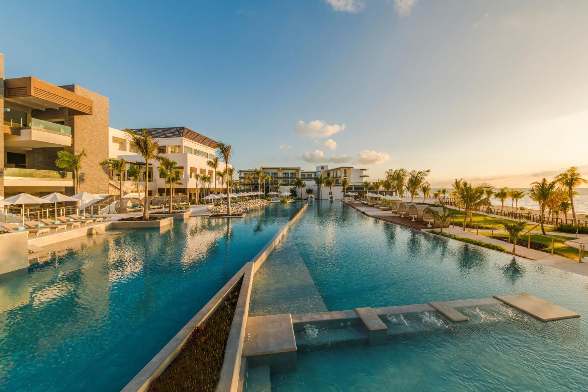Haven Riviera Cancun (Adults Only) Alfredo V. Bonfil Dış mekan fotoğraf