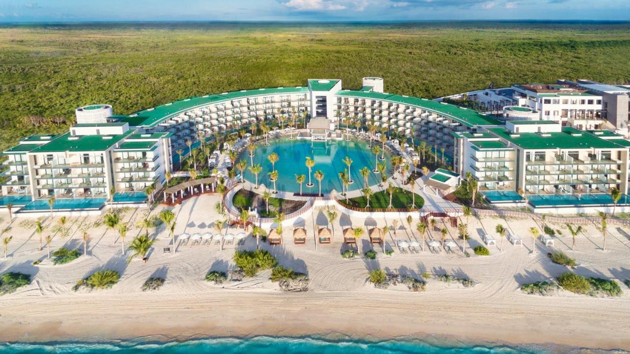 Haven Riviera Cancun (Adults Only) Alfredo V. Bonfil Dış mekan fotoğraf Aerial view of the resort